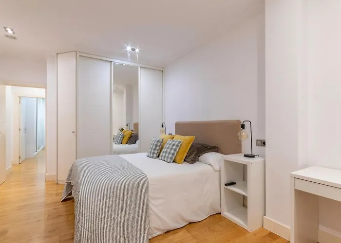 Espacioso Y Acogedor Junto Centro Azkuna Apartman *