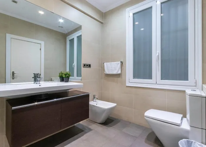 Espacioso Y Acogedor Junto Centro Azkuna * بلباو