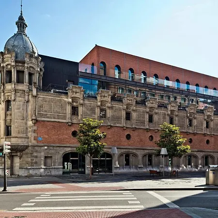 Espacioso Y Acogedor Junto Centro Azkuna Apartmán
