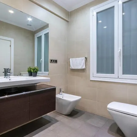 Espacioso Y Acogedor Junto Centro Azkuna * בילבאו